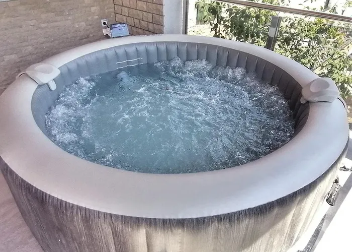 Modern Penthouse Ivan With Rooftop Swimming Pool And Jacuzzi