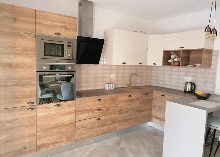 Modern Penthouse Ivan With Rooftop Swimming Pool And Jacuzzi Apartamento