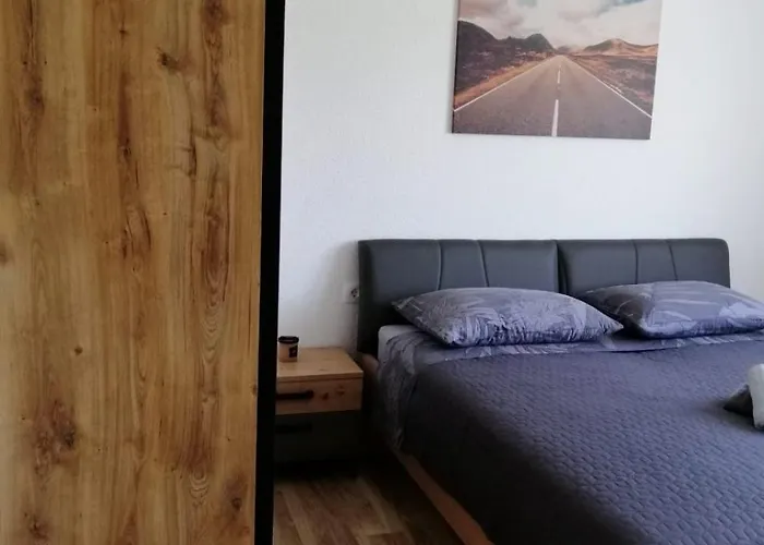 Modern Penthouse Ivan With Rooftop Swimming Pool And Jacuzzi Apartamento