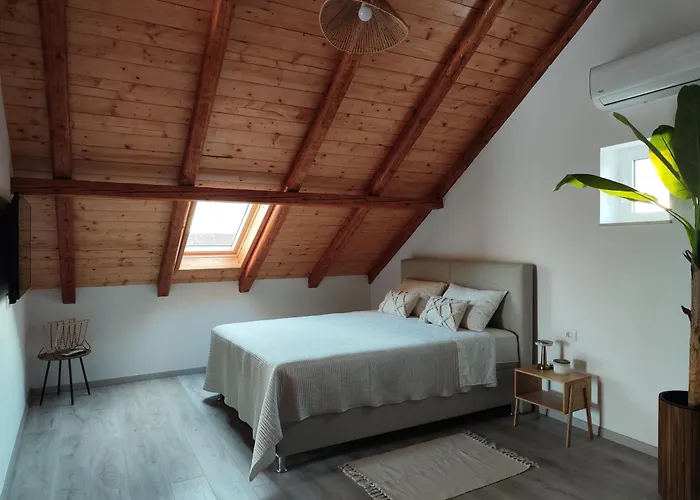 Modern Penthouse Ivan With Rooftop Swimming Pool And Jacuzzi Apartamento *